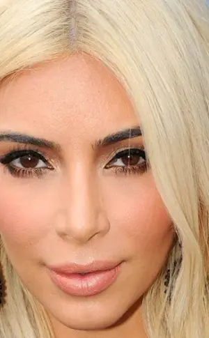 Kim Kardashian blonde