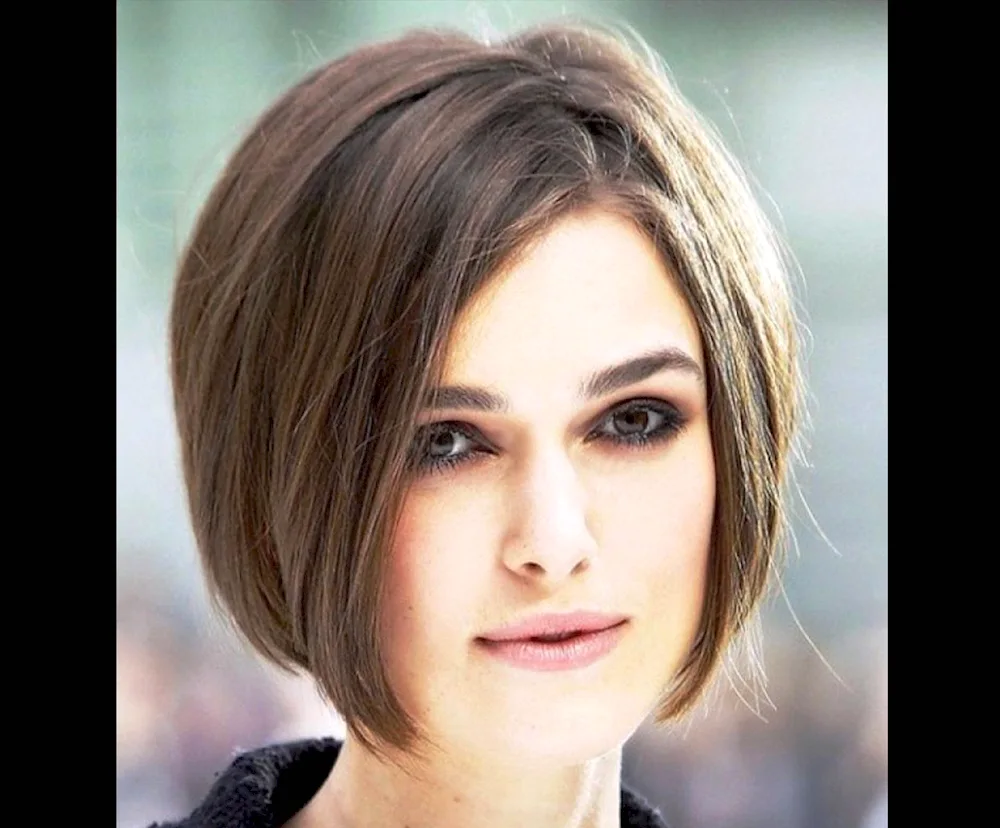 Kiera Knightley bob