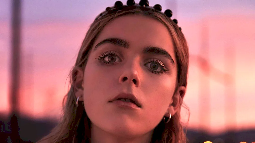 Kiernan Shipka 2022