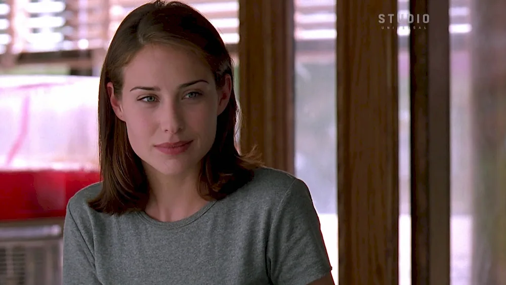 Claire Forlani. 2000