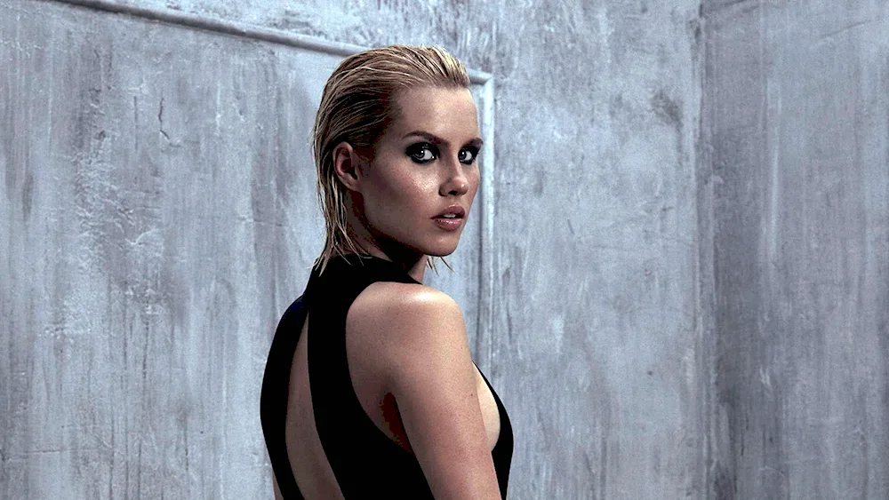 Claire Holt