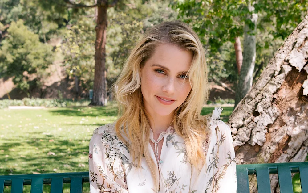 Claire Holt