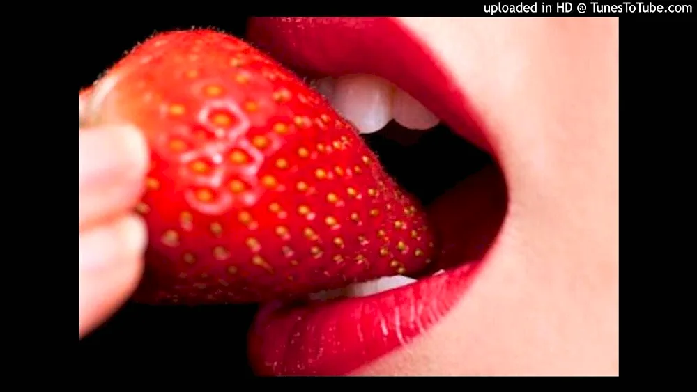 Strawberries in the mouth