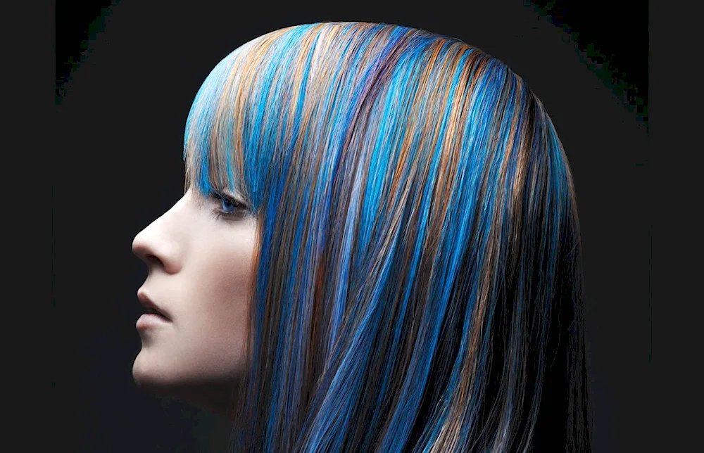 Coloured hair colouring