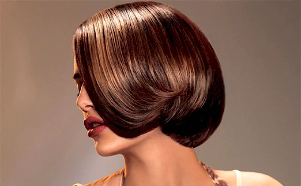 Colouring on dark hair short