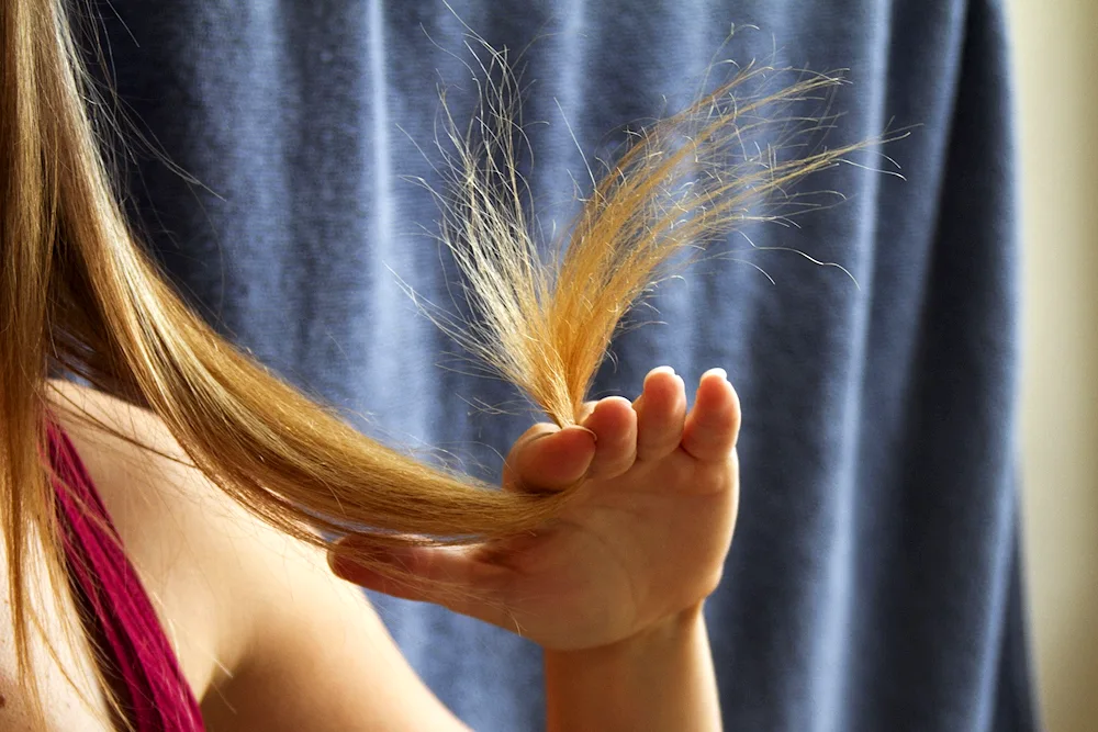 Hair strand