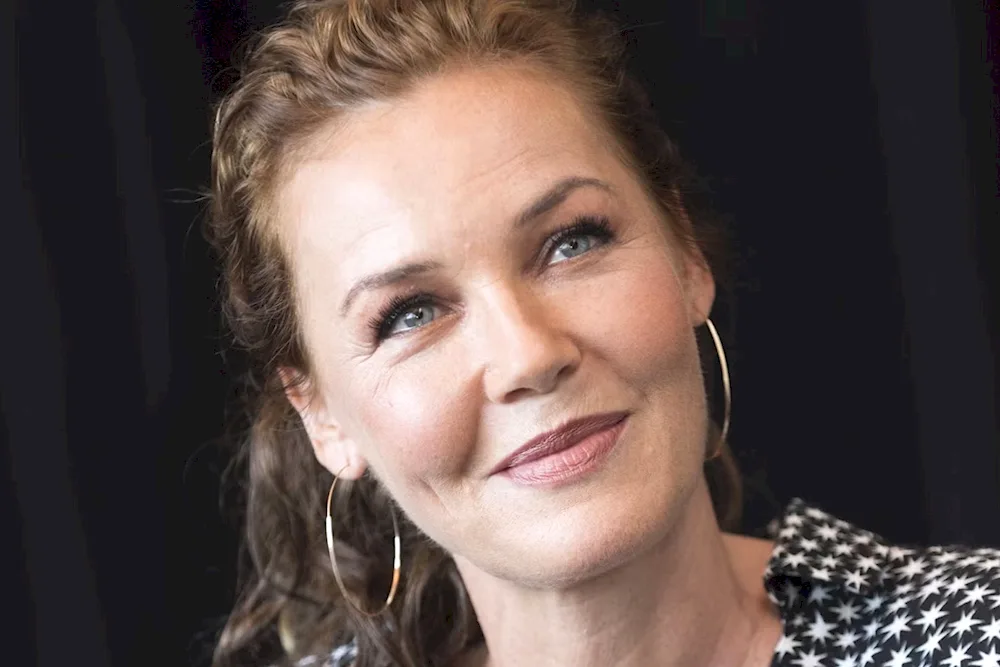 Connie Nielsen