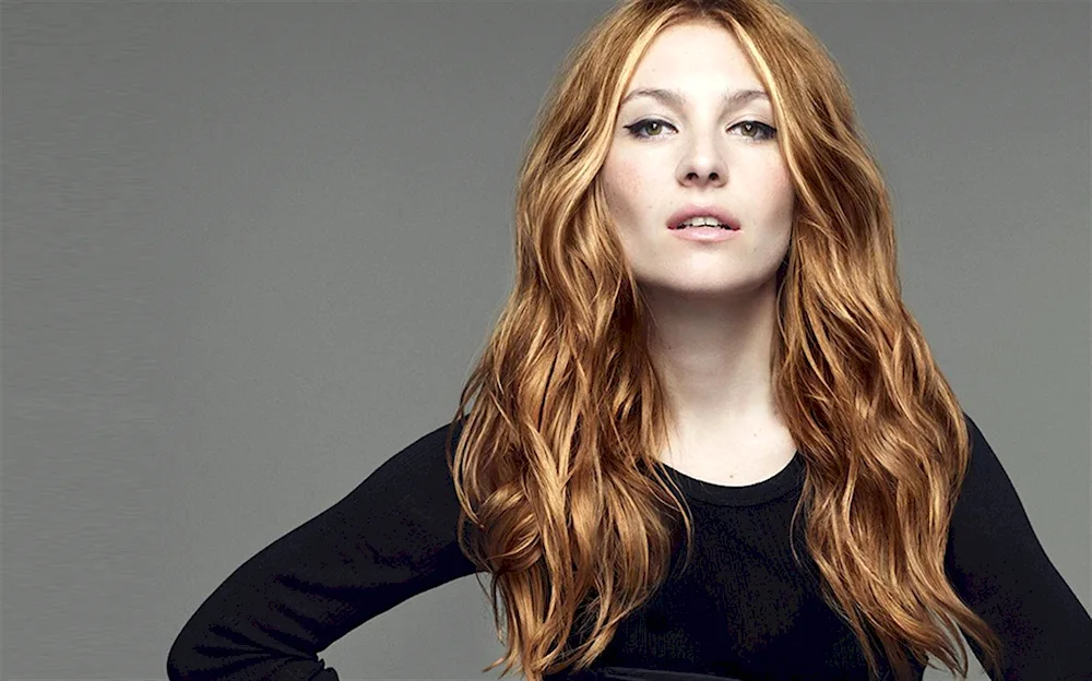 Contouring hair