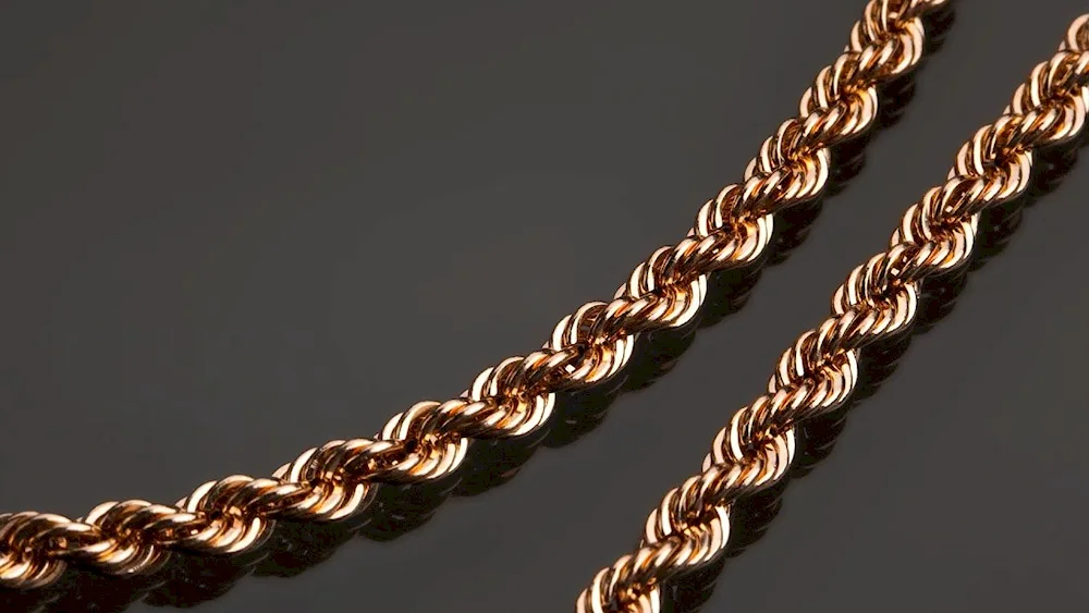 Gold chain weave