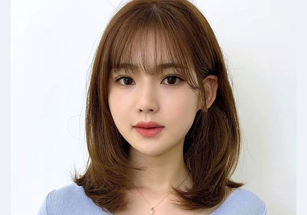 Korean shoulder-length haircuts