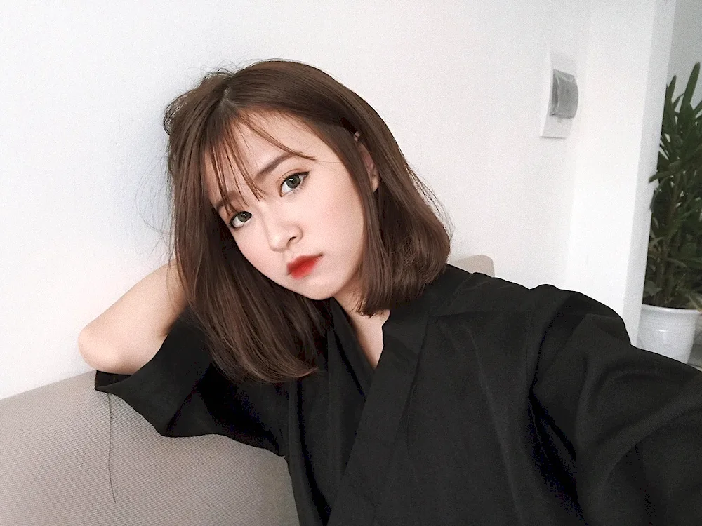 Korean women with bangs