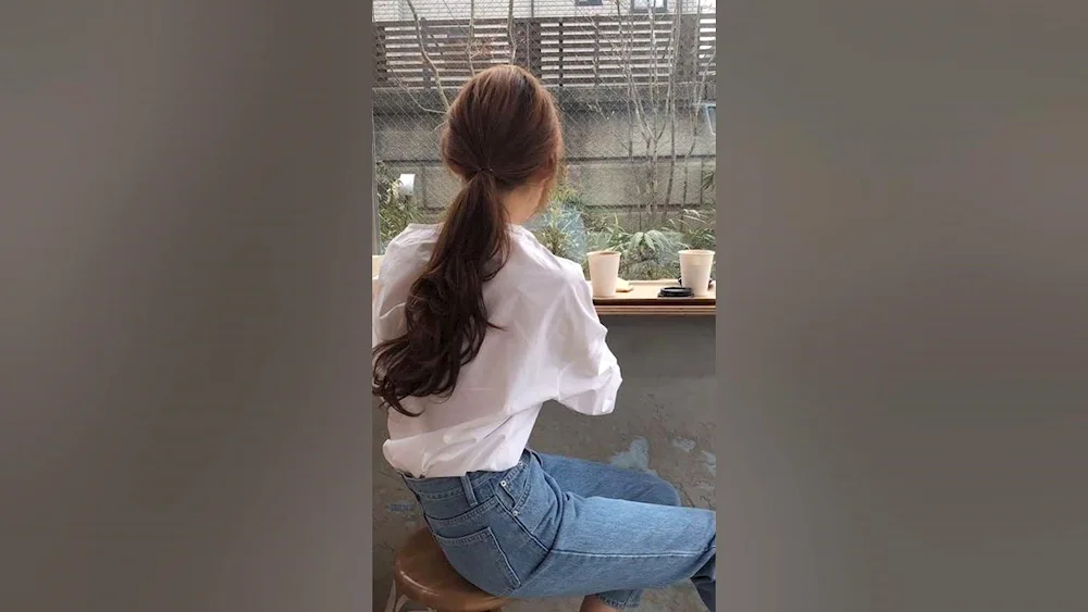 Korean girls with brown hair