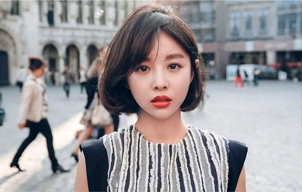 Korean girls with short hair