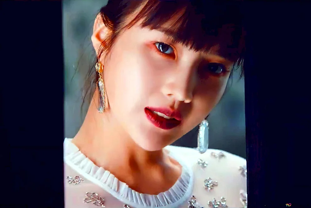 Korean bangs