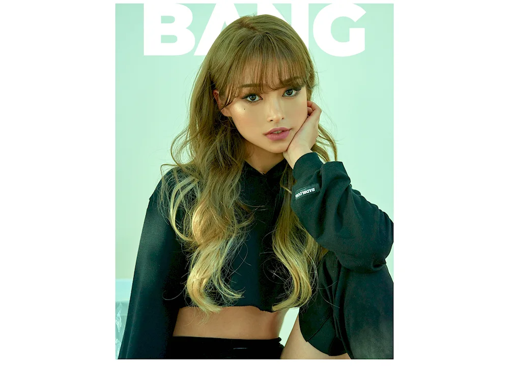Korean filigree bangs