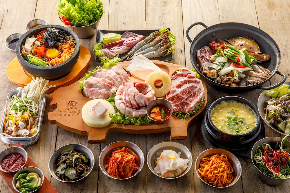 Korean food. Pibimbap