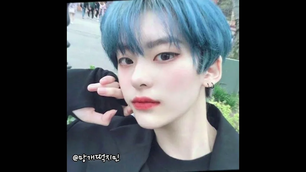 Korean haircut Tomboy Yang