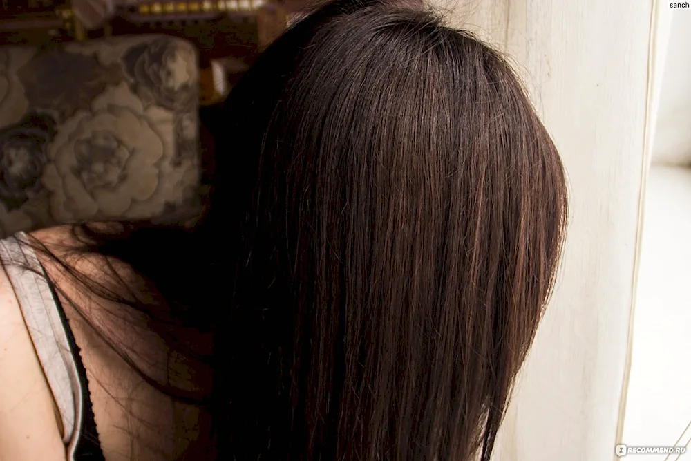 Brown hair colour without redness
