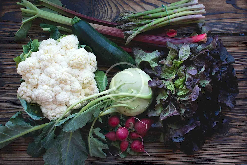 Cross-flowered broccoli