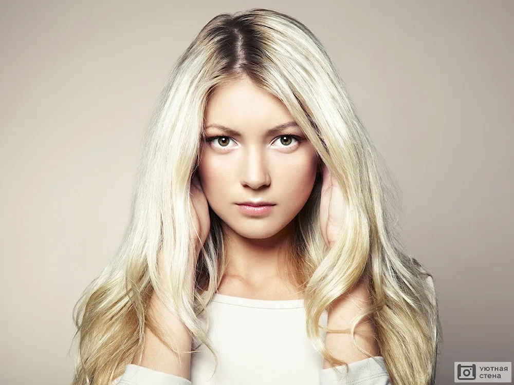 Girl hair roots