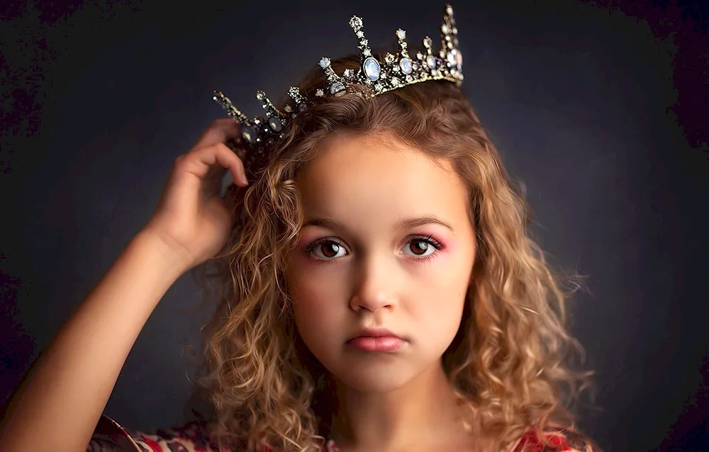 Crown for a girl