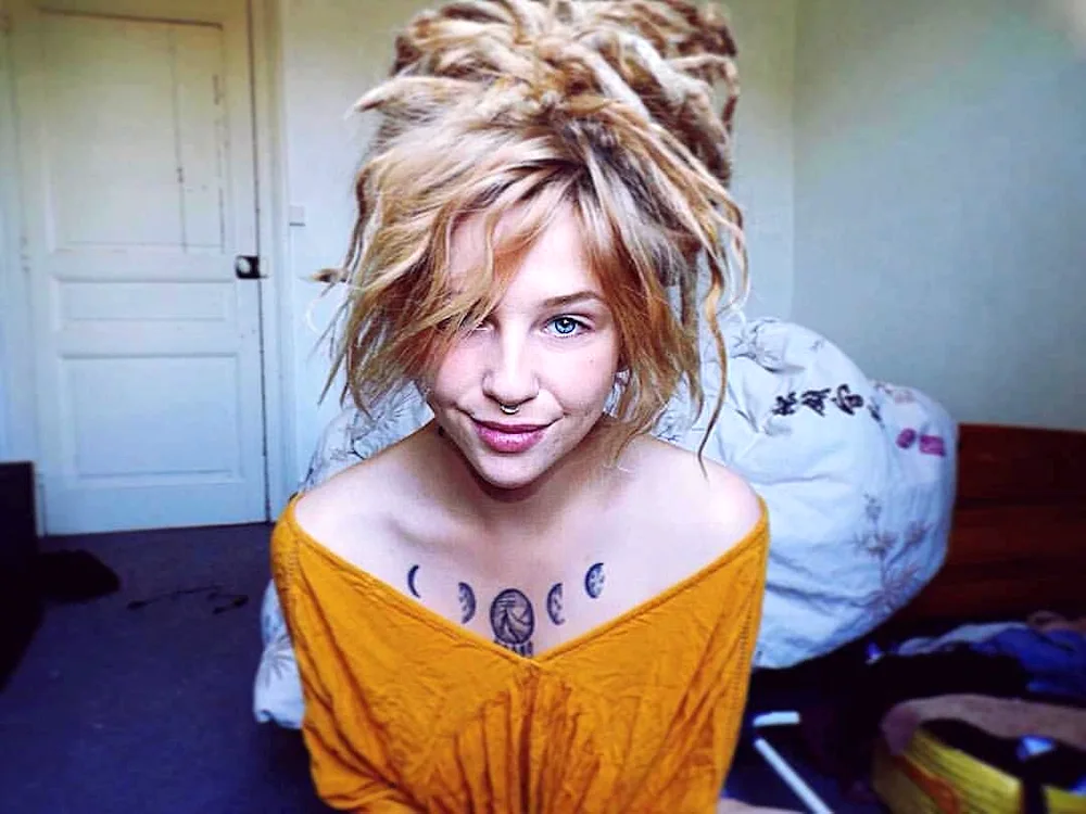 Short dreadlocks for girls.