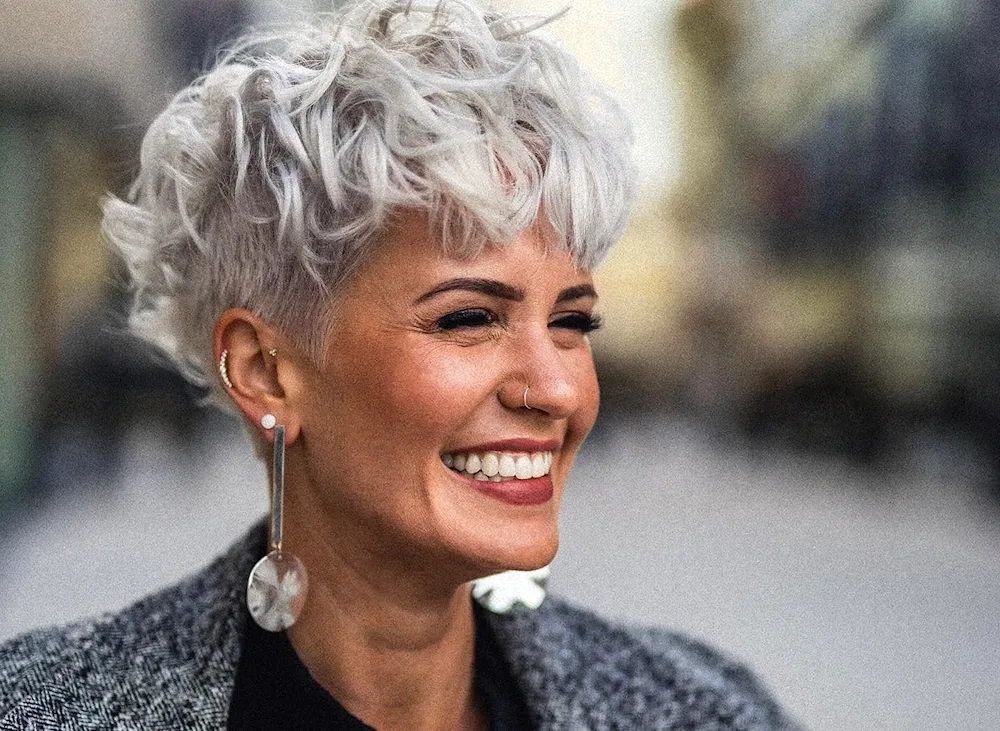 Short haircuts for Russian hairdressers 2022