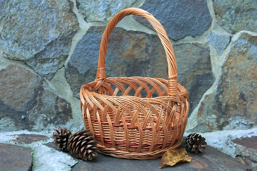 Wicker basket