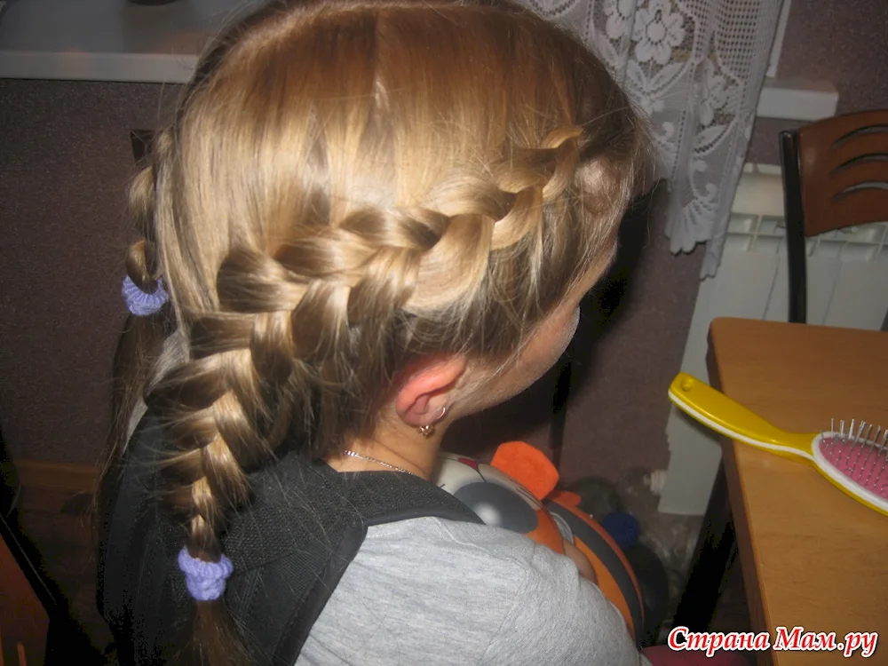 Braid convex for girls to school
