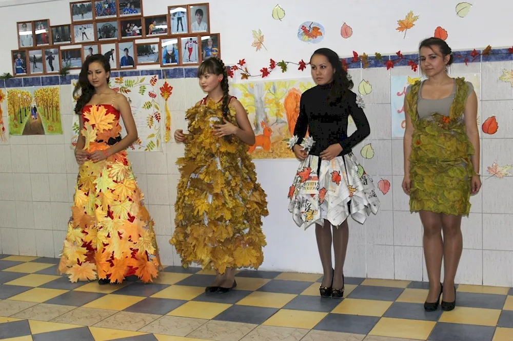 An autumn costume from natural material