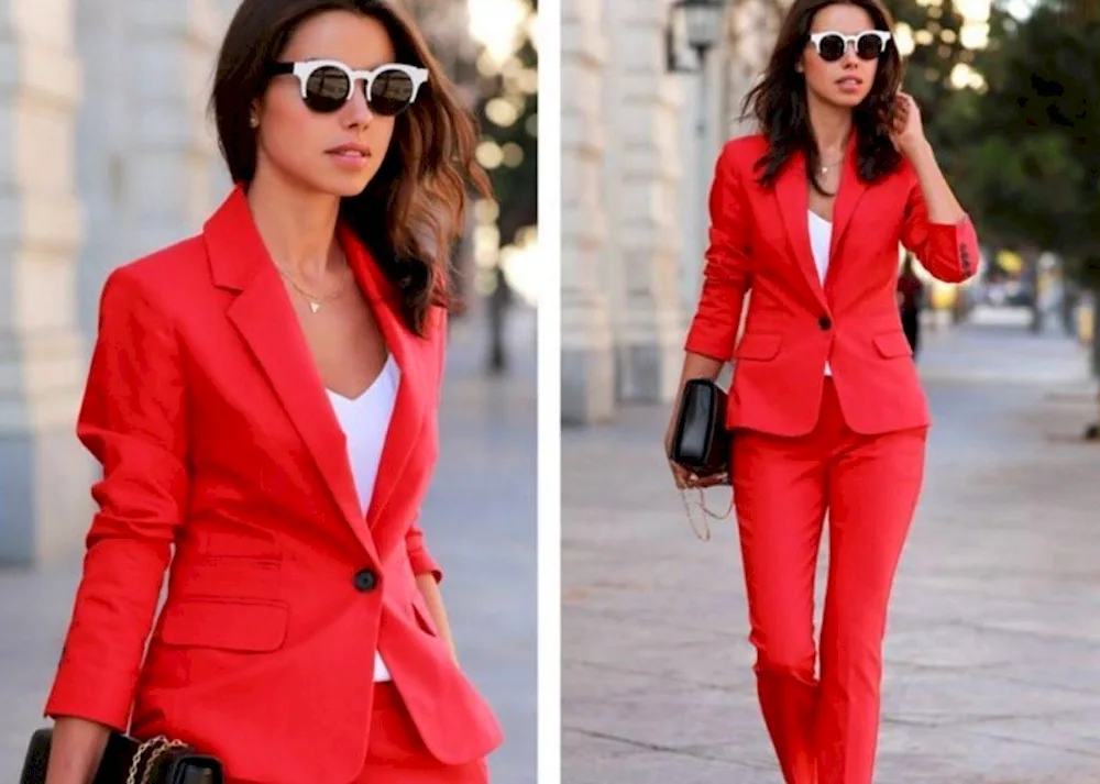 Suit women's