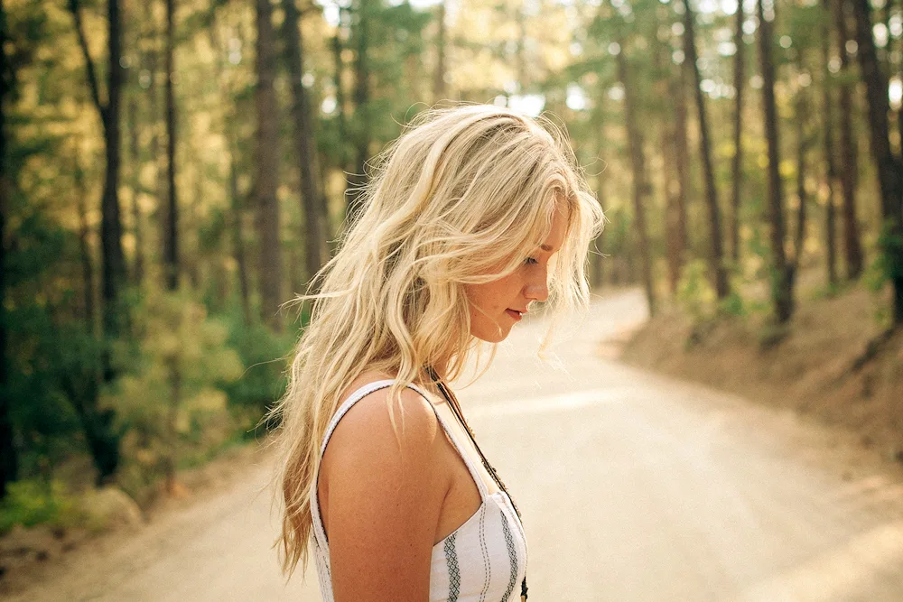 Blonde from back