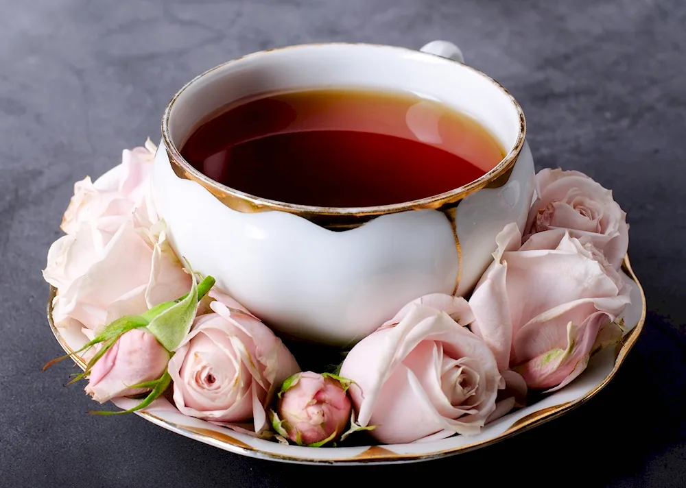 Tea with flowers