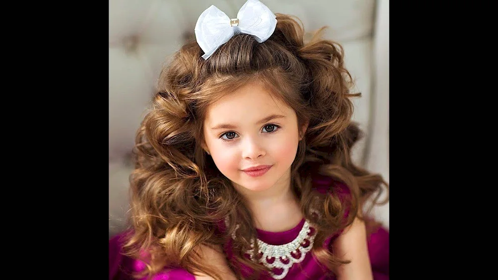 Beautiful children's hairstyles for prom