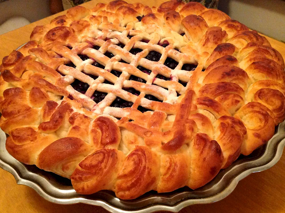 Humpback salmon and rice pie