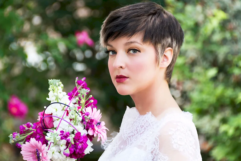 Beautiful short haircuts