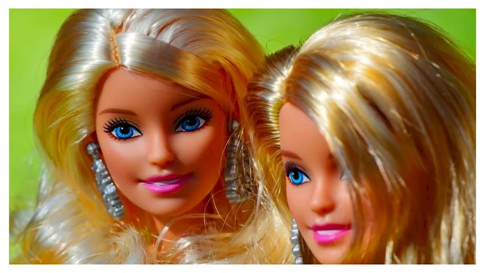 Doll hairstyles for dolls