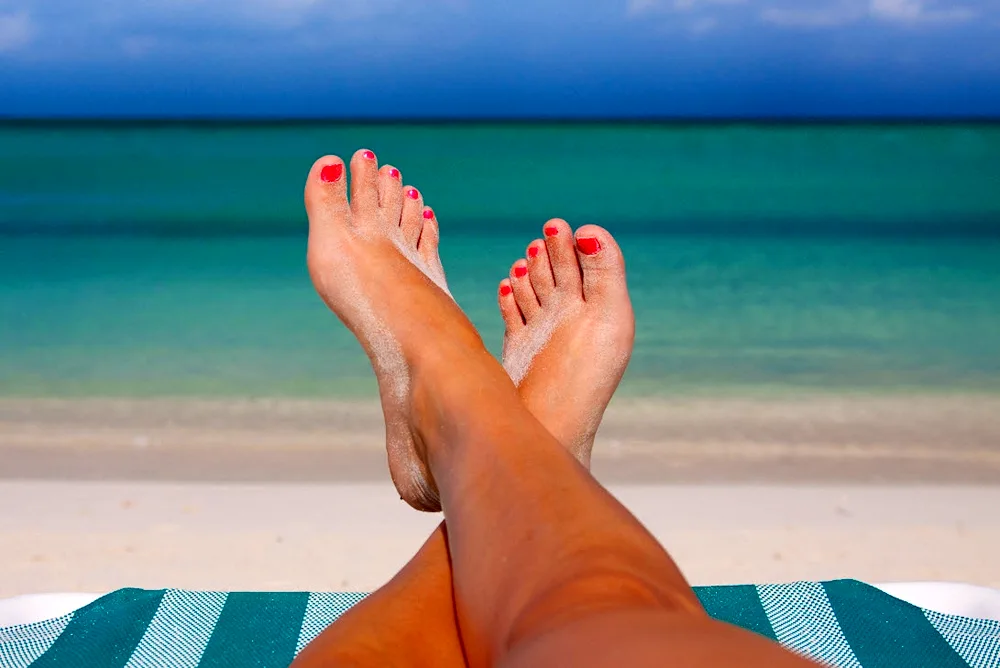 Girls’ feet