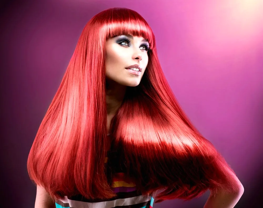 Hairdresser colouring
