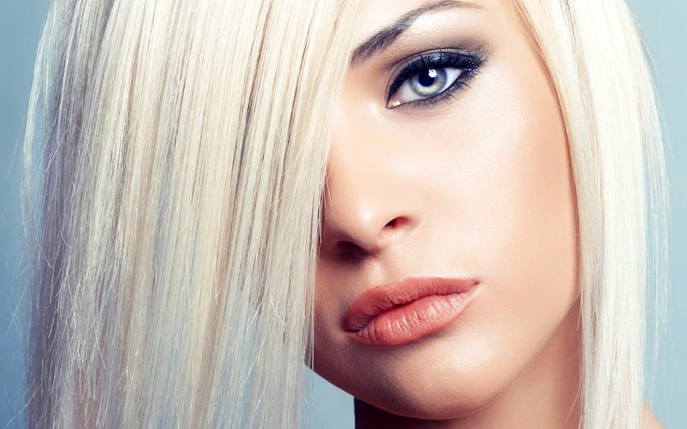 Pearl blond 2022
