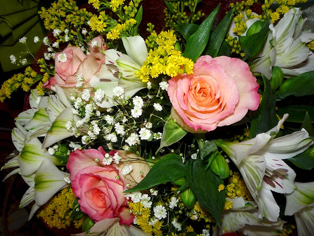 Gerbera chrysanthemum daisy bouquet