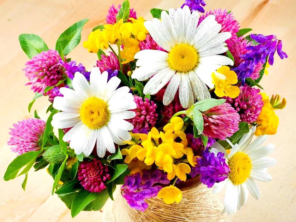 Beautiful bright bouquet