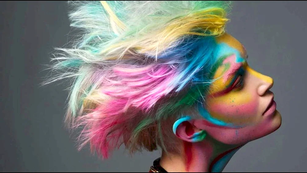 Creative hair colouring