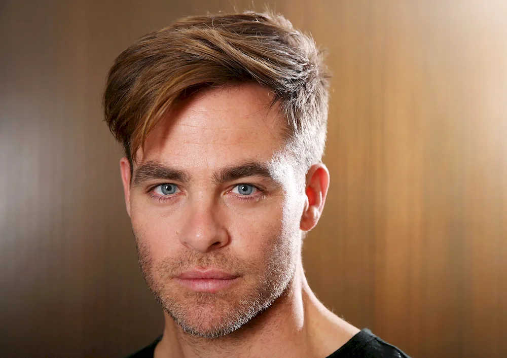 Chris Pine hairstyle