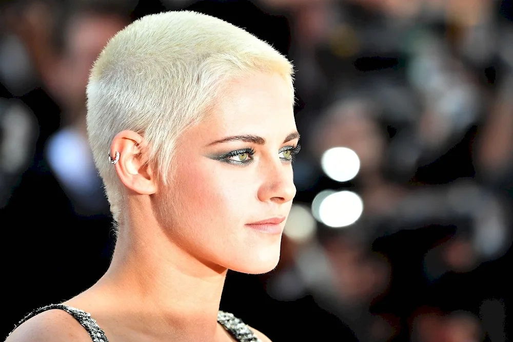 Kristen Stewart with short haircut