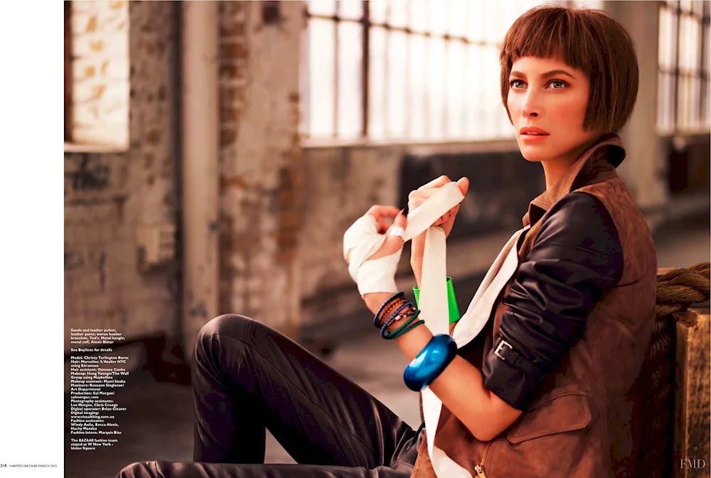 Christy Turlington short haircut