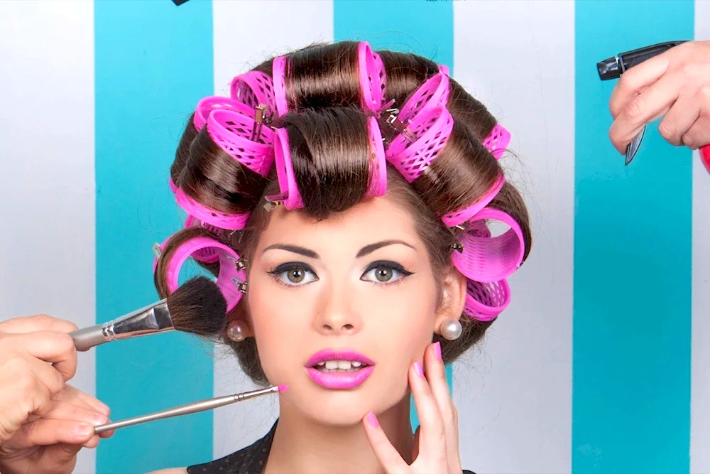 Hair styling with curlers