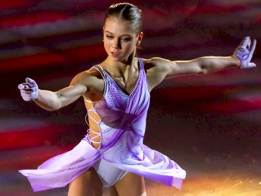 Alexandra Trusova 2021 2022