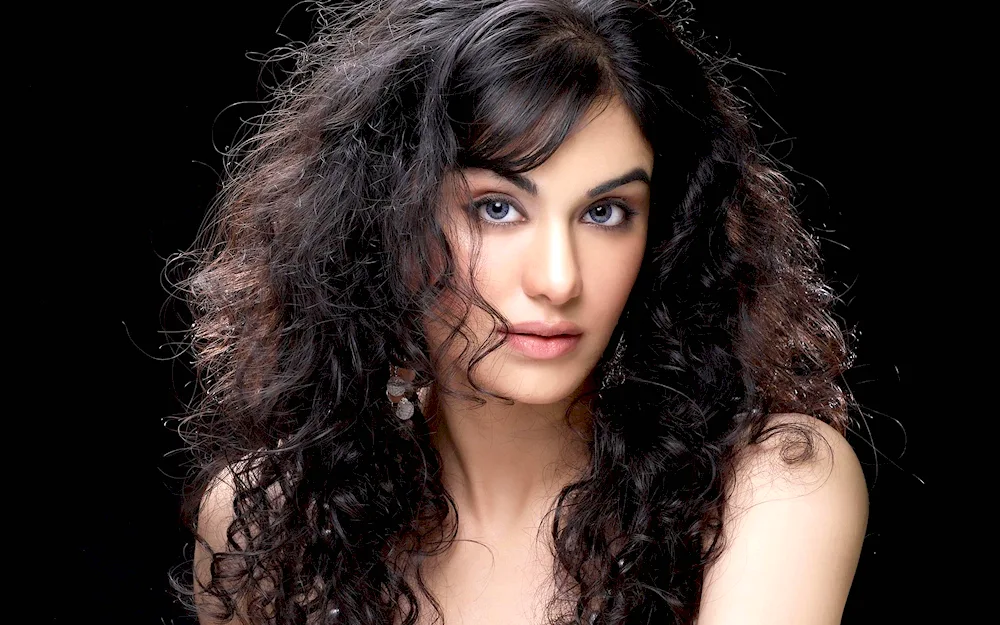 Curly girl's hair