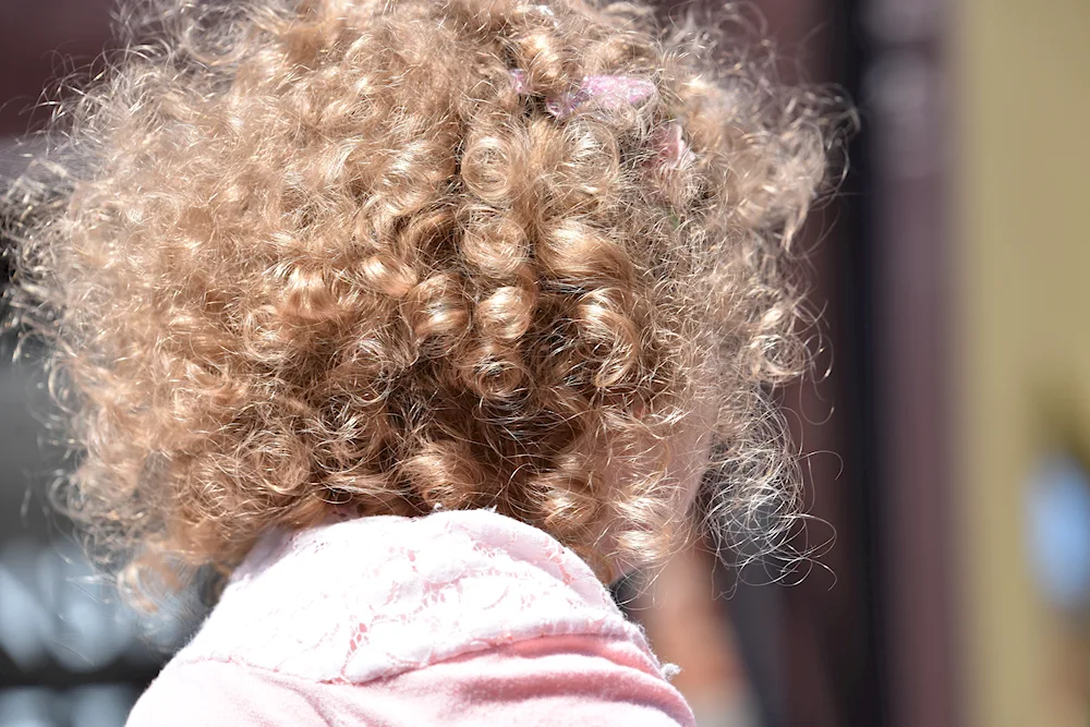 Curly kids